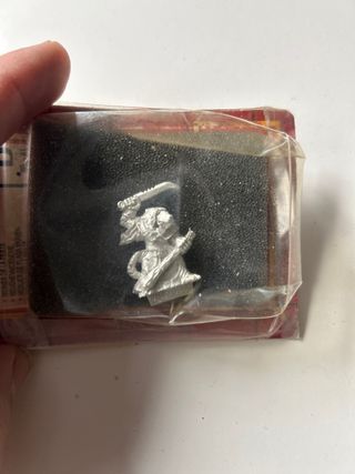 Figura Rata Warhammer Metal