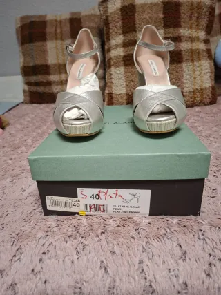 Tacones Angel Alarcón Plateados