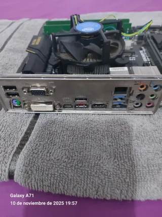 Placa Base Gigabyte GA-Z170-HD3P,i7 6700,16gb ddr4