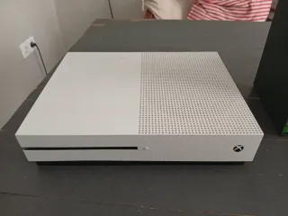 Xbox One + 17 juegos