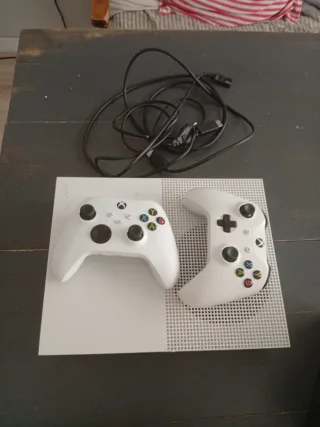 Xbox One + 17 juegos