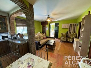 Chalet en venta en Peñaflor