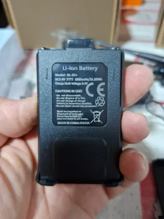 2 Radios Baofeng Negras