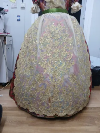 Traje de Fallera Rojo y Verde