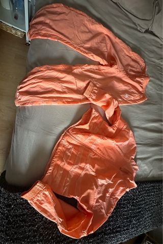 Conjunto deportivo Adidas naranja