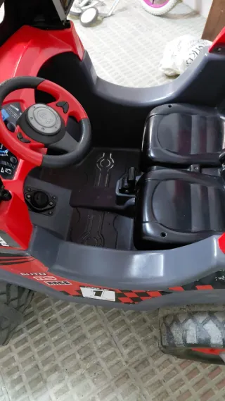 Coche eléctrico infantil Challenger