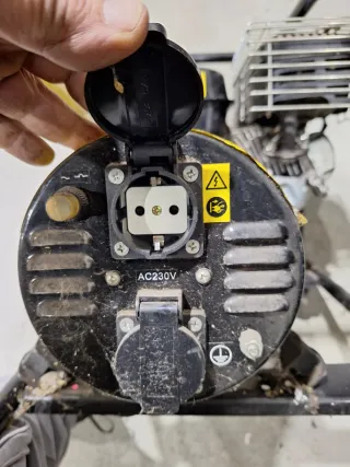 Generador Stanley E-SG 2200