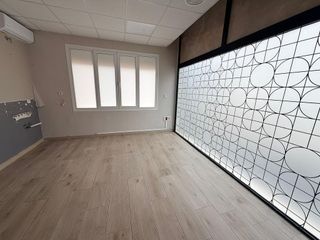 Local comercial en alquiler en Ontinyent