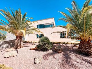 Chalet en venta en Yecla