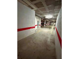 Garaje en venta en Alaró