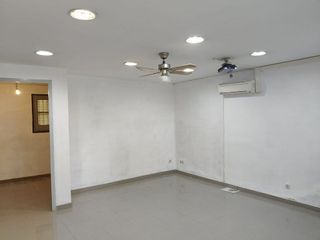 Local comercial en alquiler en Centre en Cornellà de Llobregat