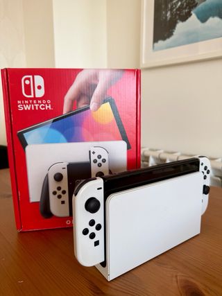 Nintendo Switch OLED