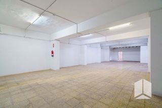 Local comercial en venta en El Castell-Poble Vell en Castelldefels