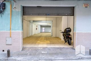 Local comercial en venta en El Castell-Poble Vell en Castelldefels