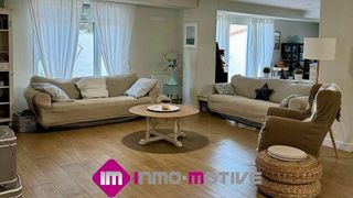 Chalet en venta en Alginet