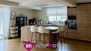 Chalet en venta en Alginet