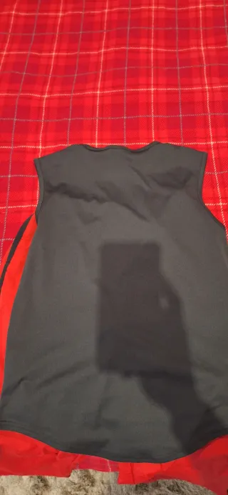 Conjunto Deportivo Nike Negro y Rojo