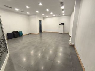 Local comercial en alquiler en Sant Joan Despí