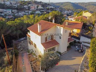 Chalet en venta en Argentona