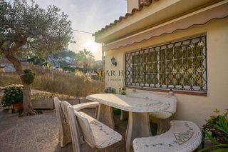 Chalet en venta en Argentona