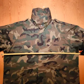 Chaquetón militar camuflaje nuevo