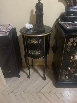 Mueble oriental madera lacada negro y oro