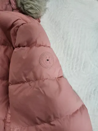 Chaqueta Tommy Hilfiger Rosa con Capucha