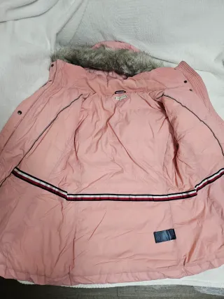 Chaqueta Tommy Hilfiger Rosa con Capucha