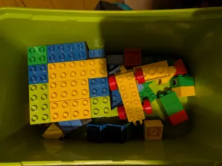 Scatola Lego Duplo con pezzi 1 1/2-5