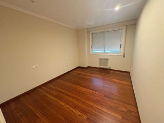 Piso en alquiler en Zona de Plaza de Barcelos en Pontevedra