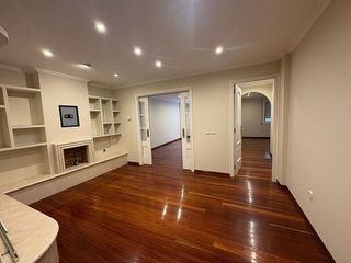 Piso en alquiler en Zona de Plaza de Barcelos en Pontevedra