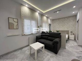 Piso en alquiler en Centro - Sagrario en Granada