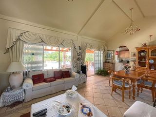 Chalet en venta en Cártama