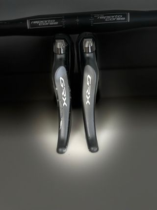 Manillar y Manetas Shimano GRX