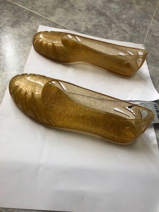 Bailarinas cangrejeras doradas brillo talla 39