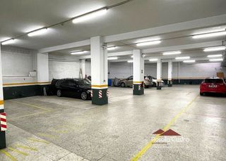 Garaje en venta en Praza España - Casablanca en Vigo