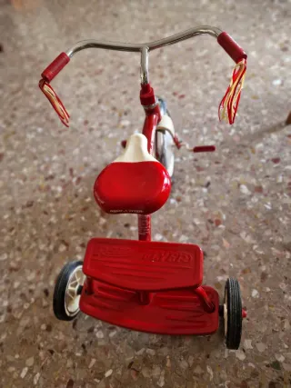 Triciclo Radio Flyer Rojo