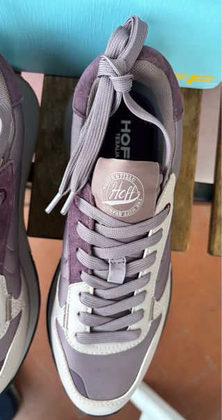 Zapatillas casual marca Hoff en morado /gris