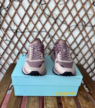 Zapatillas casual marca Hoff en morado /gris
