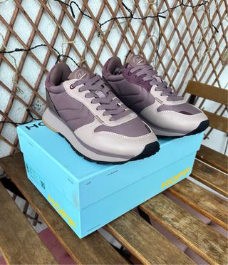 Zapatillas casual marca Hoff en morado /gris