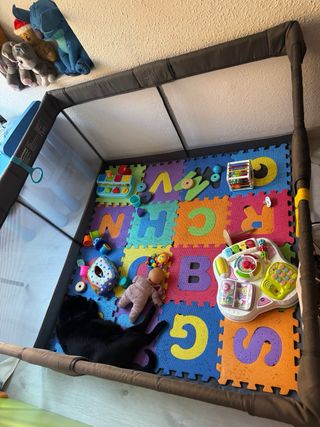 Parque infantil con 2 agarraderas