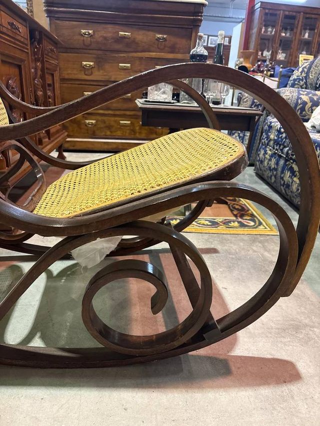 Mecedora vintage in stile retrò