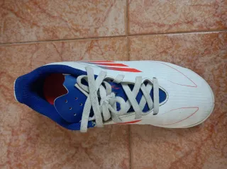Botas de fútbol Adidas F50 Talla 32