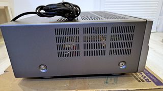 Receptor AV Yamaha RX-V567 (Leer)