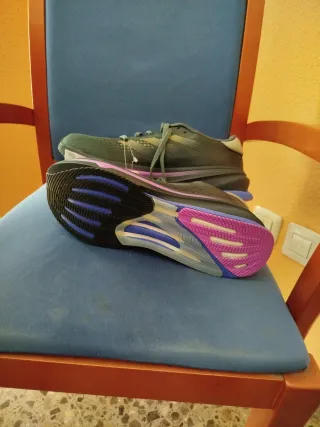 Zapatillas Adidas Verdes y Moradas