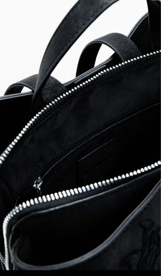 Mochila Desigual Negra Flores