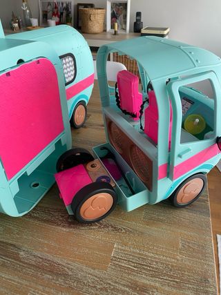 Caravana LOL Surprise como nueva. Con accesorios