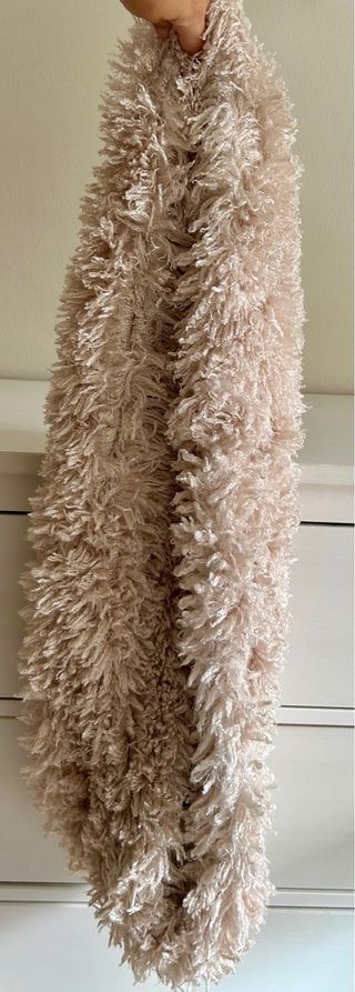 Bufanda estola Pilar Dalbat champagne