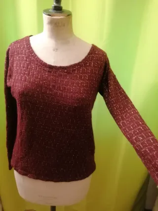 Jersey Bershka Burdeos Calado Talla L