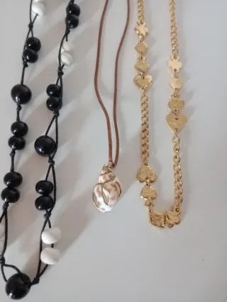 Collezione di collane e bracciale vintage